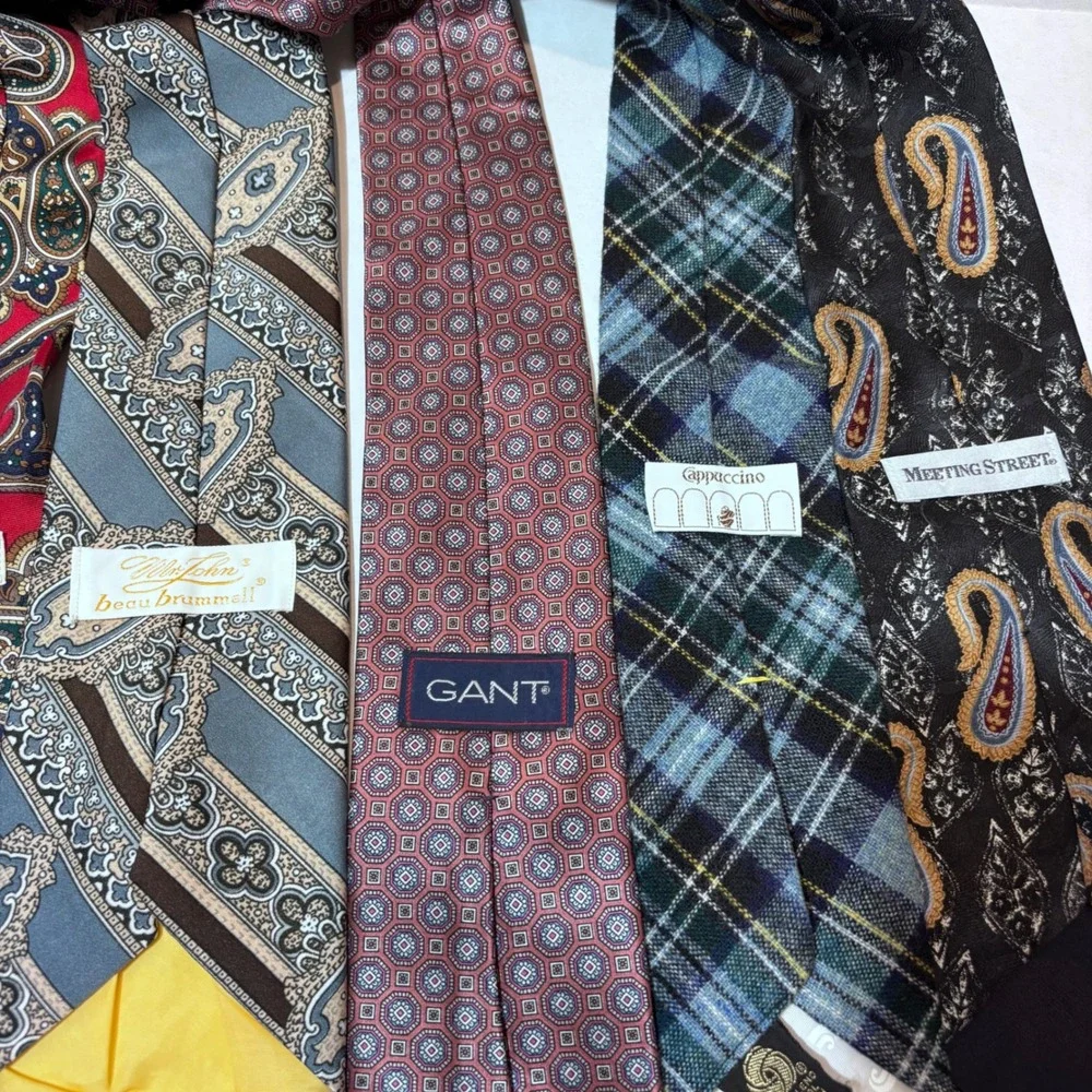Men's Vintage & Modern‎ Necktie Lot of 9 Ties Novelty Prints Designer Brands